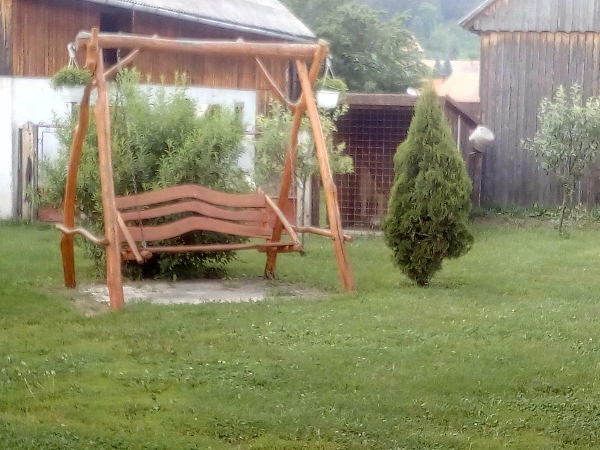 ホテル Timi Kulcsoshaz Lăzarea エクステリア 写真